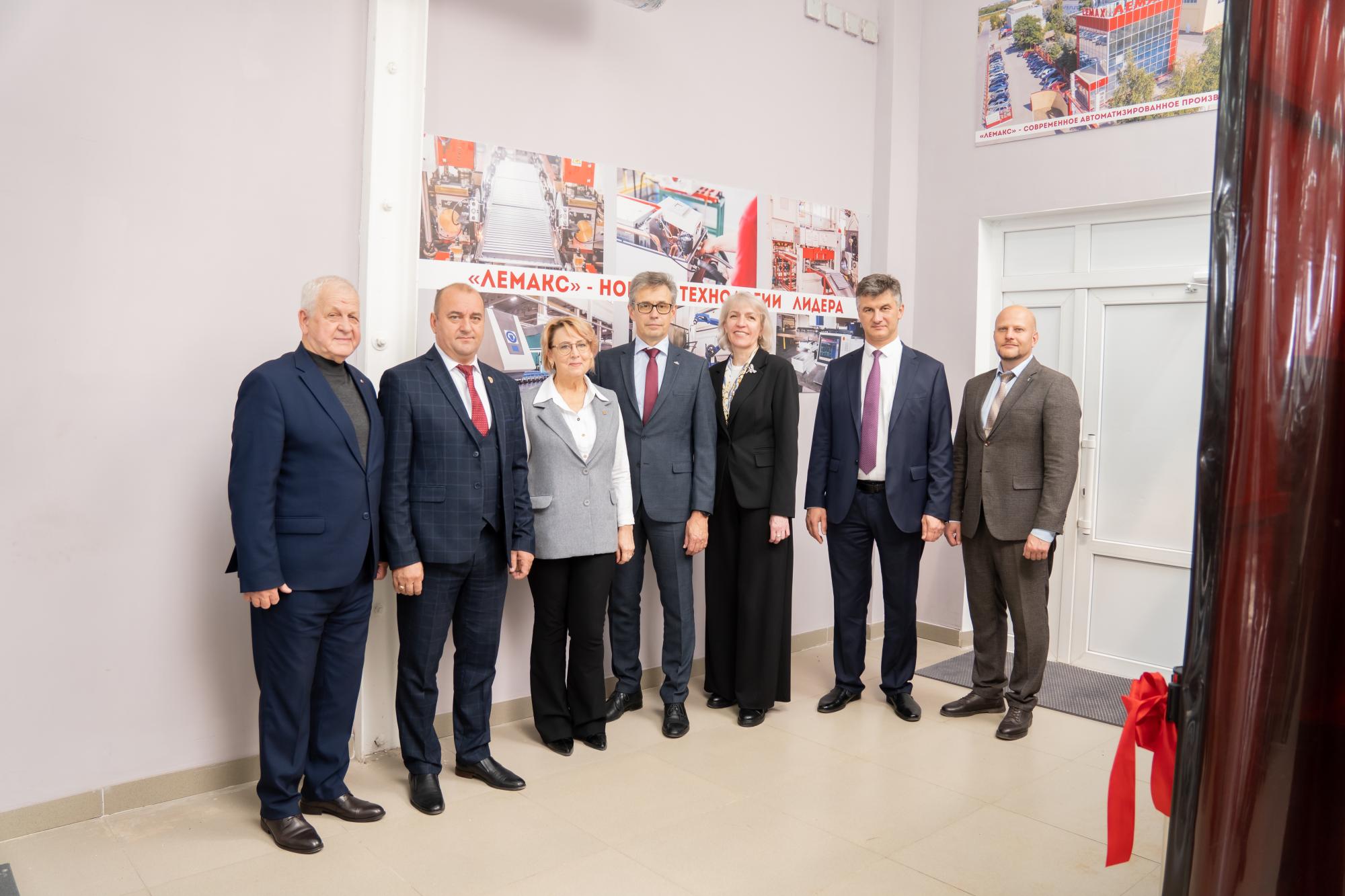 Открытие нового учебного класса Открытие нового учебного класса